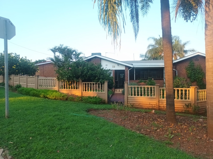 3 Bedroom Property for Sale in West Park Gauteng