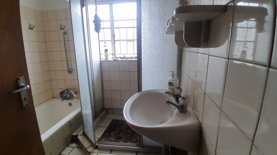 3 Bedroom Property for Sale in Westonaria Gauteng