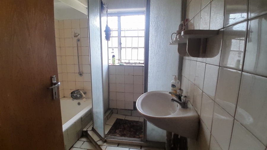 3 Bedroom Property for Sale in Westonaria Gauteng