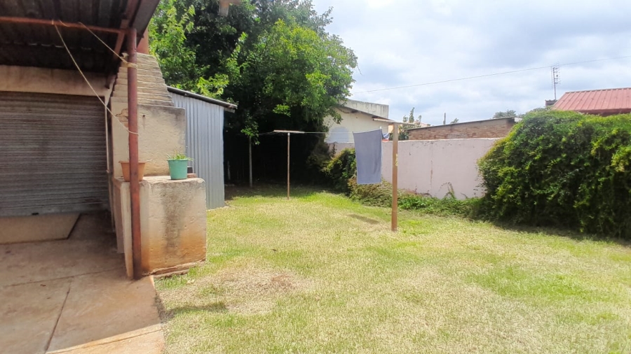 3 Bedroom Property for Sale in Westonaria Gauteng