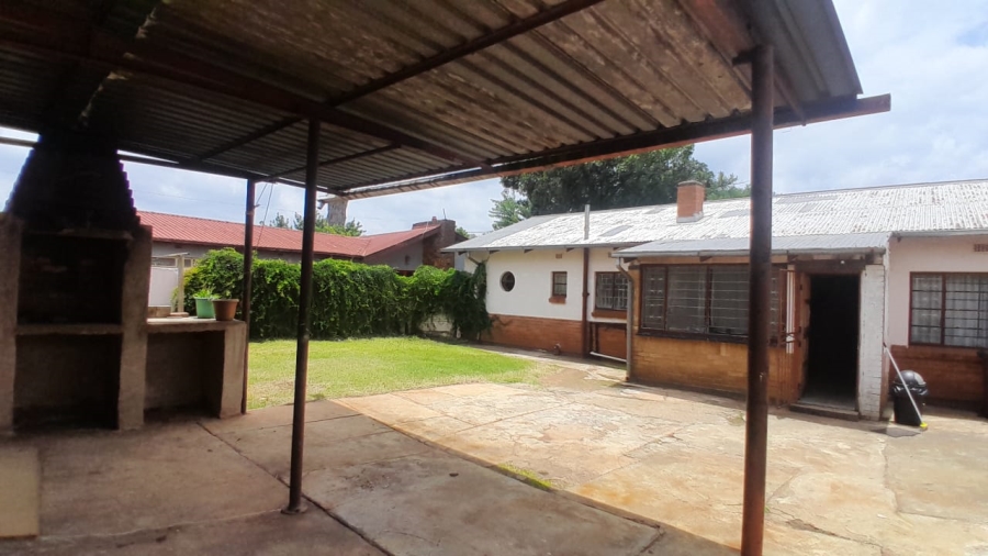 3 Bedroom Property for Sale in Westonaria Gauteng