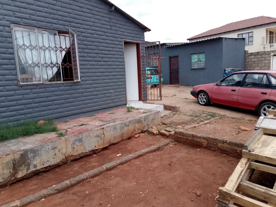 2 Bedroom Property for Sale in Mamelodi East Gauteng