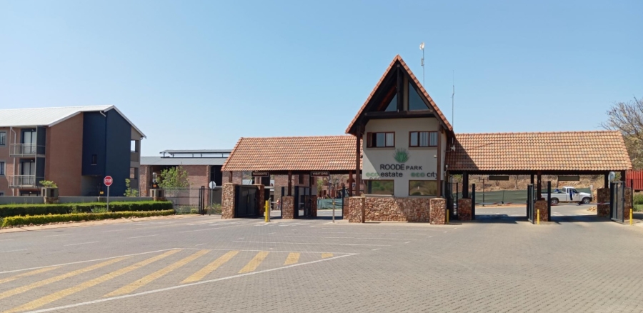 2 Bedroom Property for Sale in Kameeldrift East Gauteng