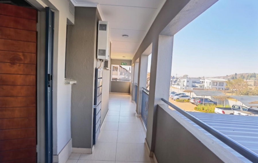 2 Bedroom Property for Sale in Kameeldrift East Gauteng