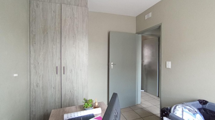 2 Bedroom Property for Sale in Montana Tuine Gauteng