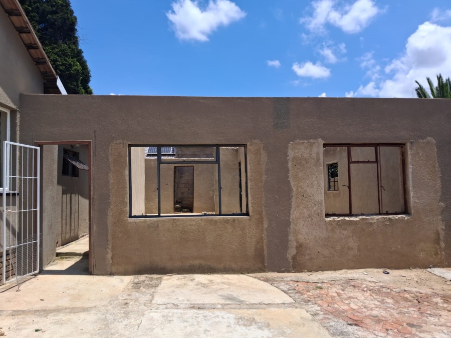 4 Bedroom Property for Sale in Norkem Park Gauteng