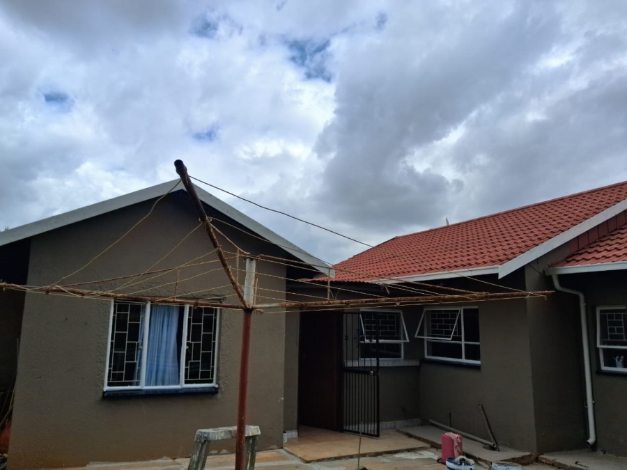 4 Bedroom Property for Sale in Norkem Park Gauteng