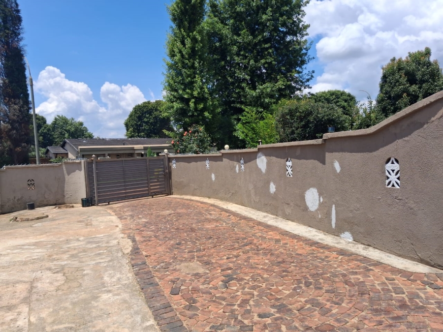 4 Bedroom Property for Sale in Norkem Park Gauteng