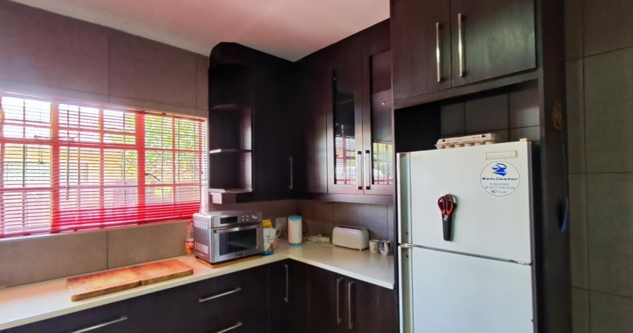 4 Bedroom Property for Sale in Selcourt Gauteng