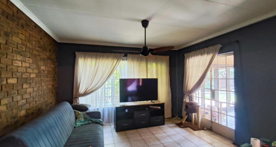 4 Bedroom Property for Sale in Selcourt Gauteng