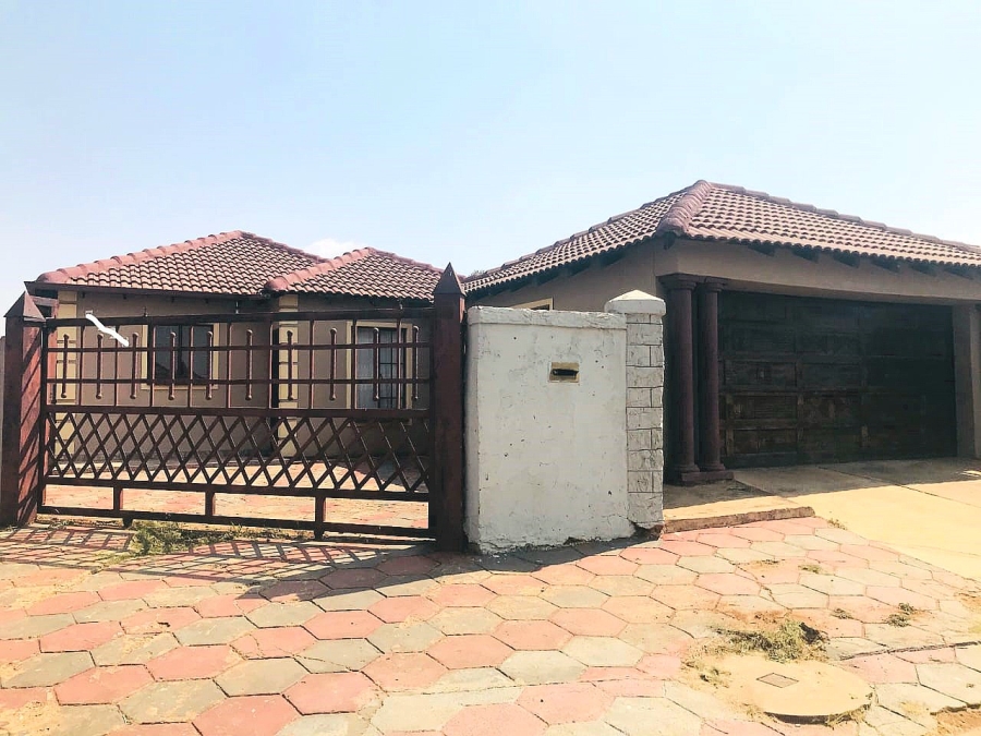3 Bedroom Property for Sale in Lotus Gardens Gauteng