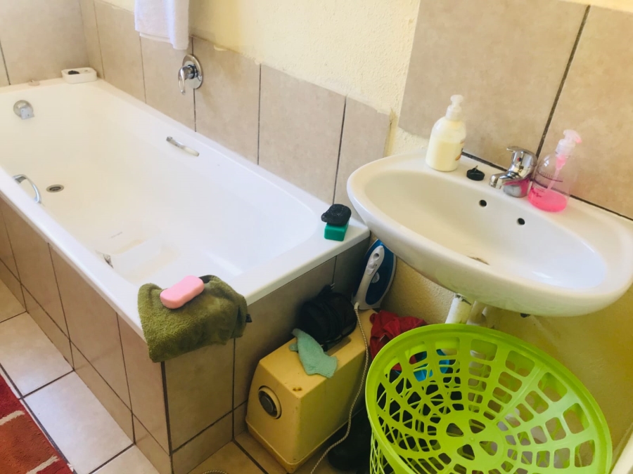 3 Bedroom Property for Sale in Lotus Gardens Gauteng