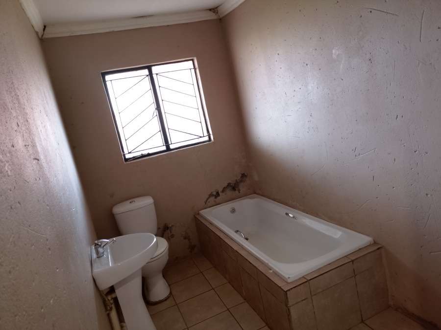 To Let 3 Bedroom Property for Rent in Mamelodi East Gauteng