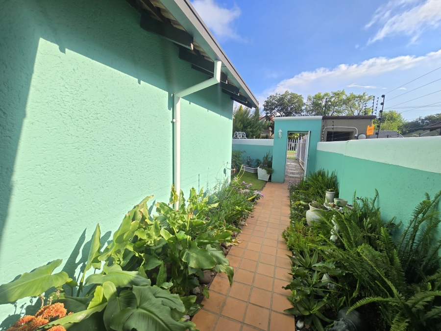 3 Bedroom Property for Sale in Bester Gauteng