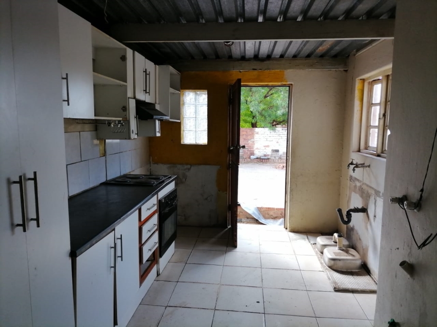 2 Bedroom Property for Sale in Nellmapius Gauteng