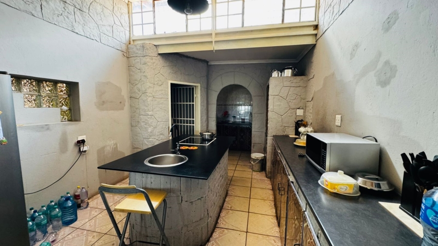 4 Bedroom Property for Sale in Vleikop A H Gauteng