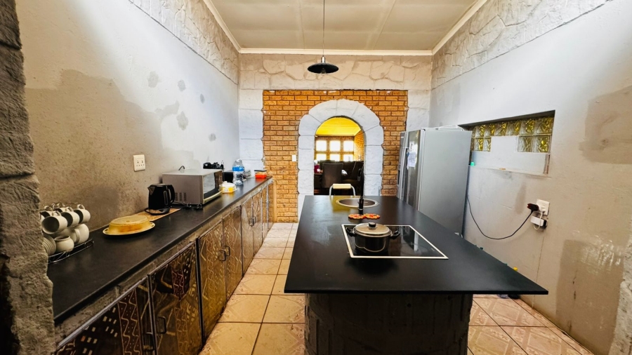 4 Bedroom Property for Sale in Vleikop A H Gauteng