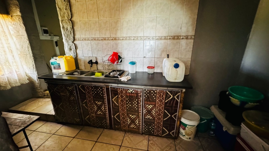 4 Bedroom Property for Sale in Vleikop A H Gauteng