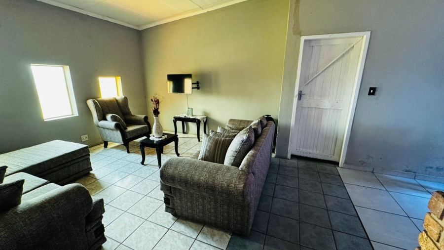 4 Bedroom Property for Sale in Vleikop A H Gauteng