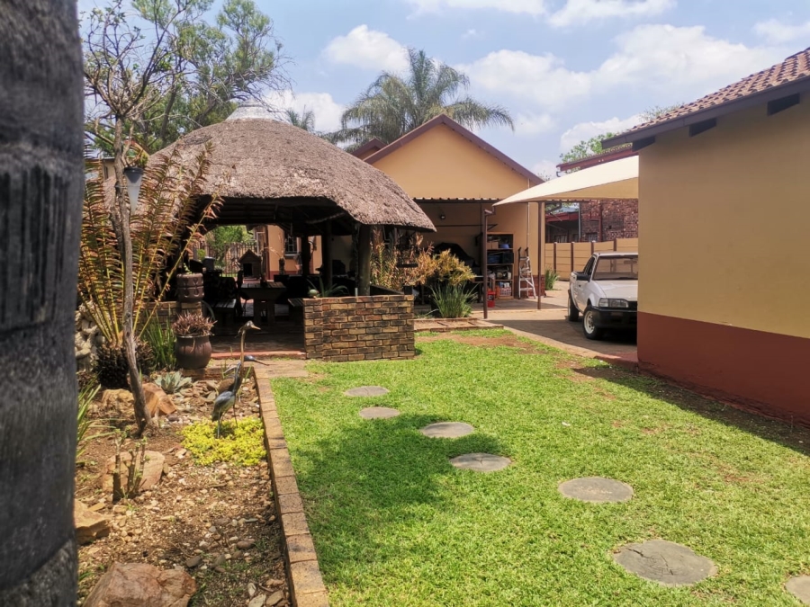 4 Bedroom Property for Sale in Daspoort Gauteng