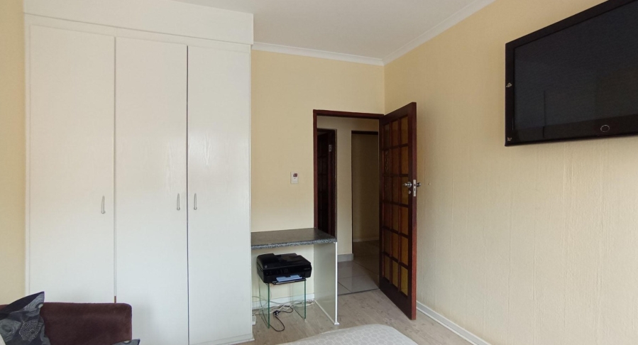 5 Bedroom Property for Sale in Moreleta Park Gauteng