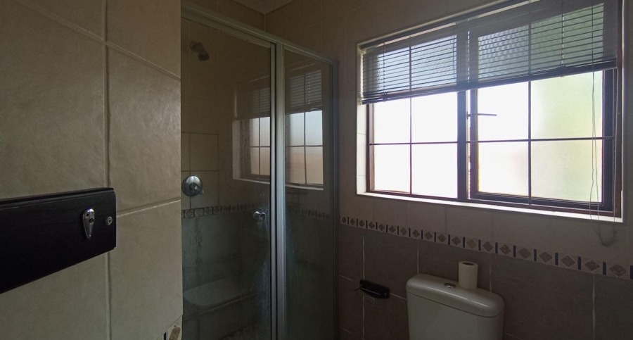 5 Bedroom Property for Sale in Moreleta Park Gauteng