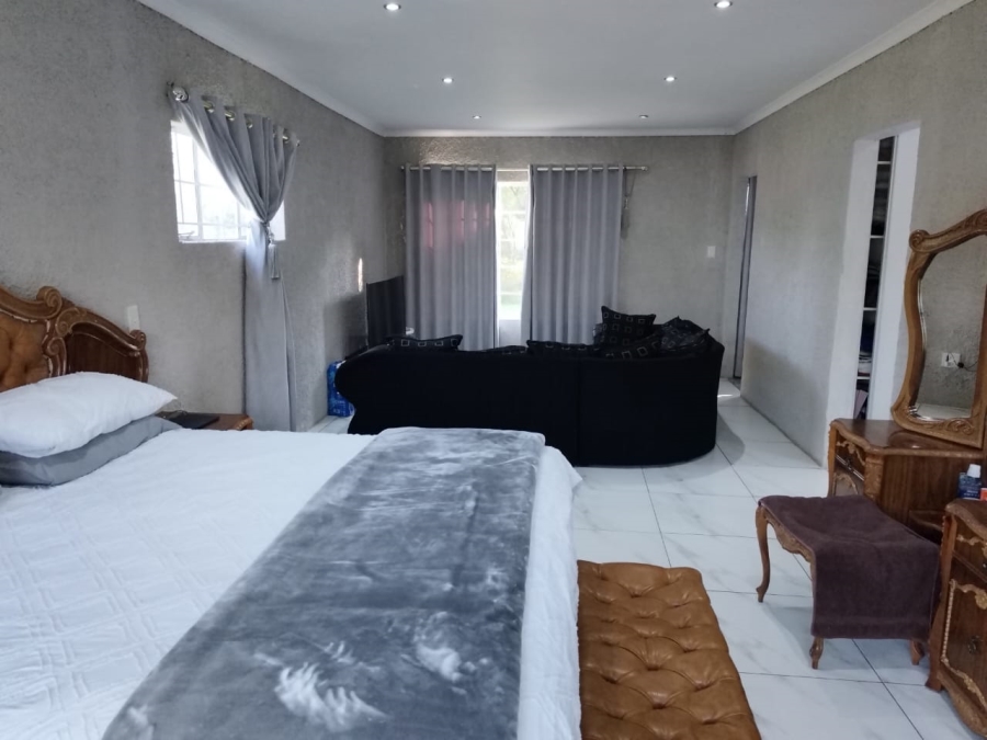 4 Bedroom Property for Sale in President Park Gauteng