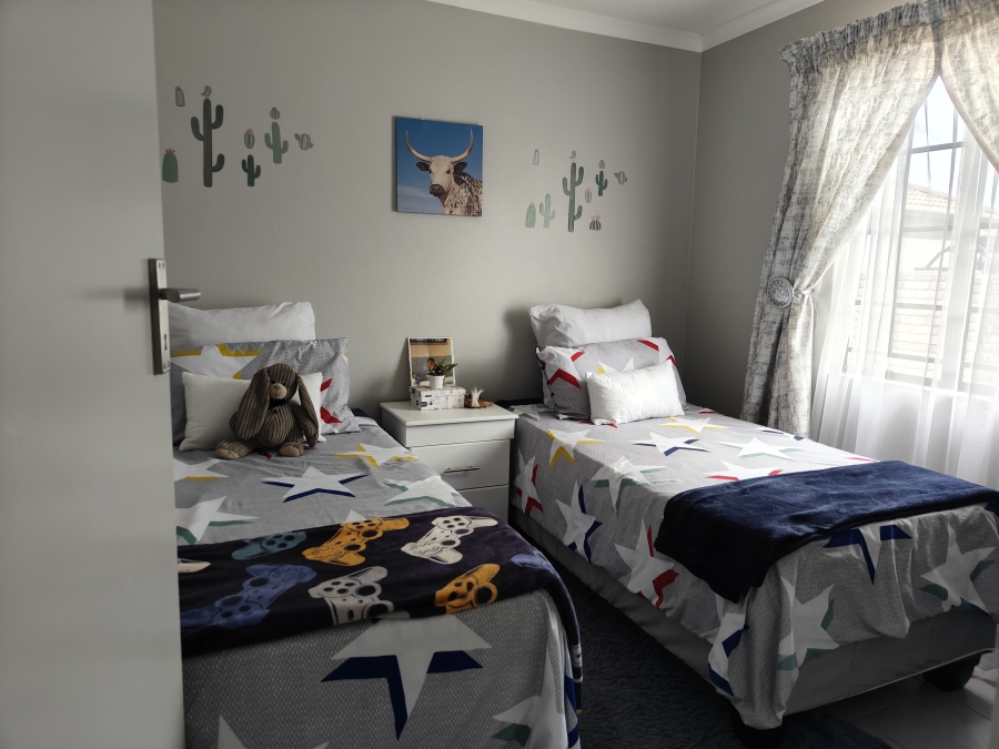 2 Bedroom Property for Sale in Roodeplaat Gauteng