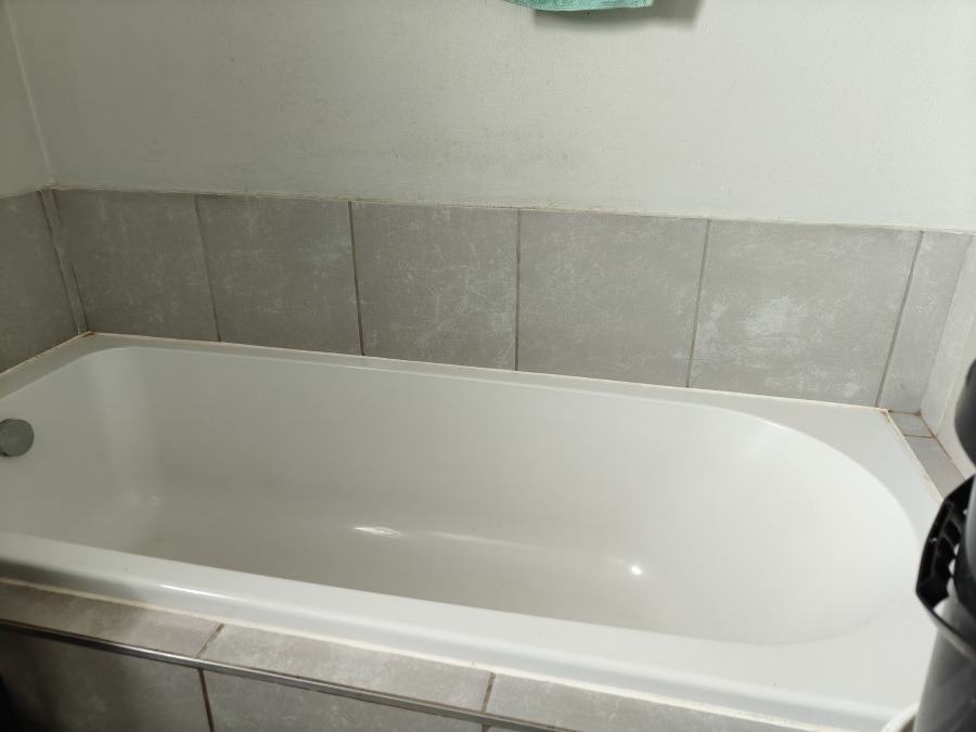 2 Bedroom Property for Sale in Roodeplaat Gauteng