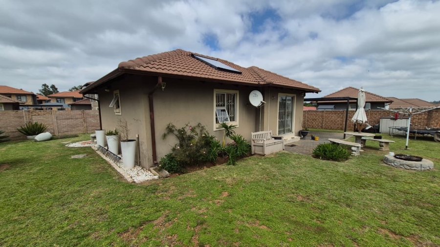 2 Bedroom Property for Sale in Cloverdene Gauteng