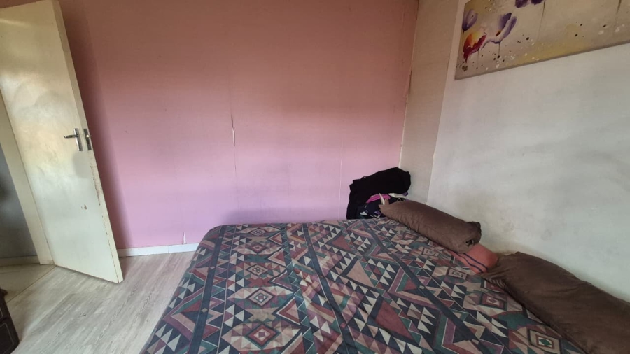 2 Bedroom Property for Sale in Cloverdene Gauteng