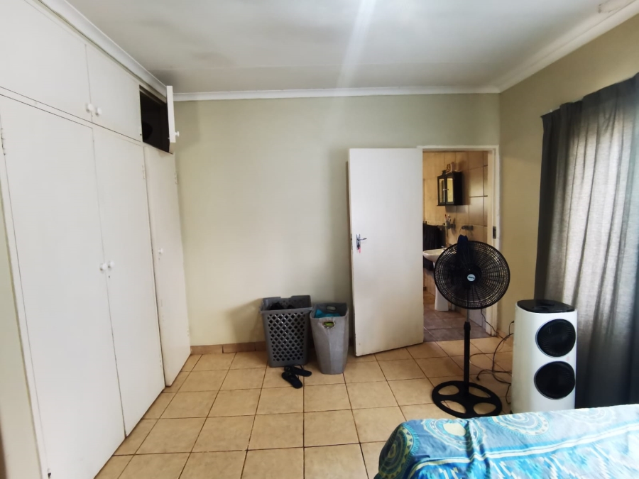 3 Bedroom Property for Sale in Sinoville Gauteng