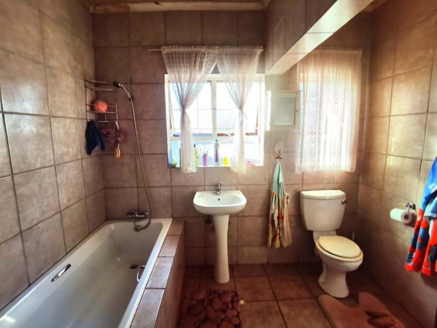 3 Bedroom Property for Sale in Sinoville Gauteng