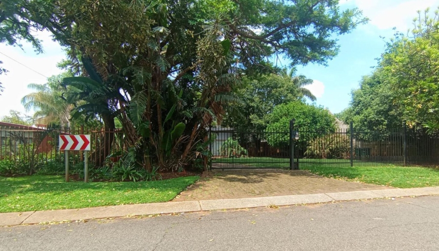3 Bedroom Property for Sale in Sinoville Gauteng