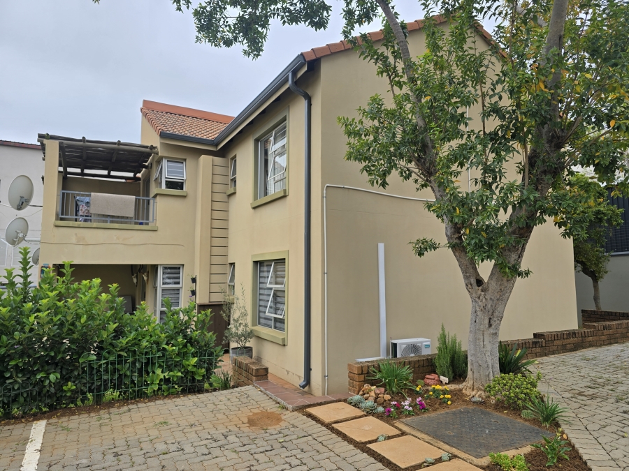 2 Bedroom Property for Sale in Tijger Valley Gauteng