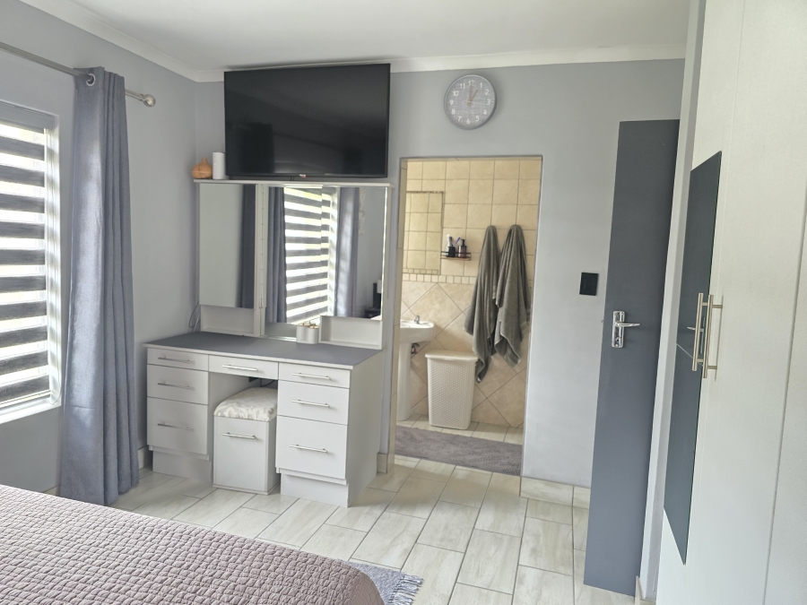 2 Bedroom Property for Sale in Tijger Valley Gauteng