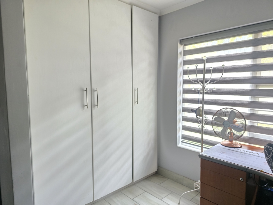 2 Bedroom Property for Sale in Tijger Valley Gauteng