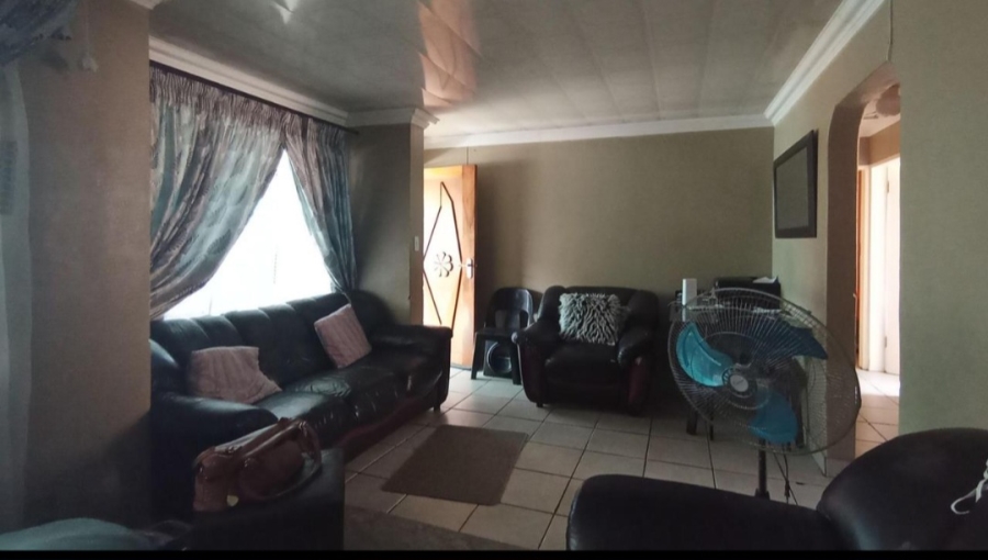2 Bedroom Property for Sale in Philip Nel Park Gauteng