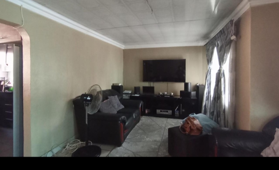 2 Bedroom Property for Sale in Philip Nel Park Gauteng