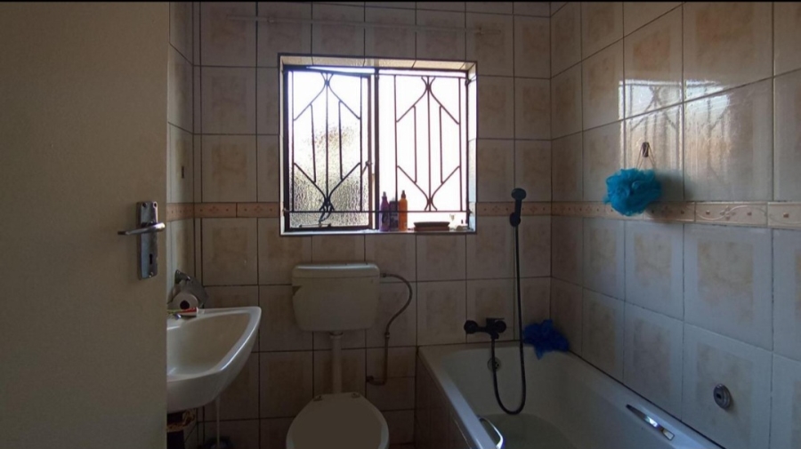 2 Bedroom Property for Sale in Philip Nel Park Gauteng