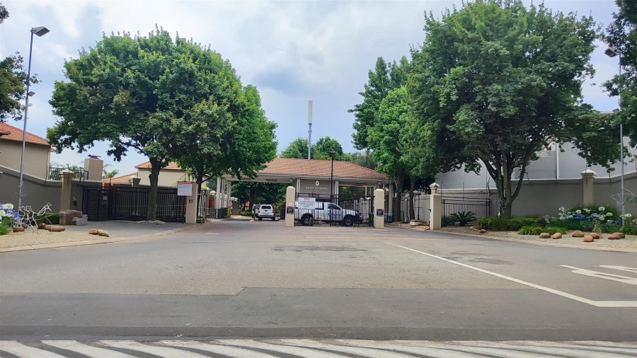 4 Bedroom Property for Sale in Glen Erasmia Gauteng