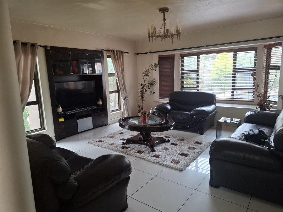 4 Bedroom Property for Sale in Glen Erasmia Gauteng