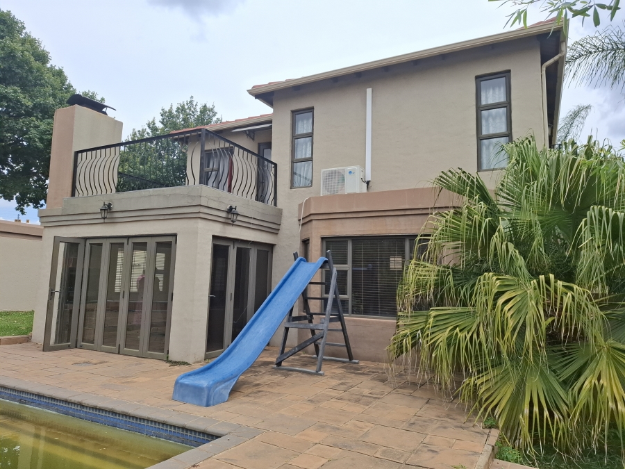 4 Bedroom Property for Sale in Glen Erasmia Gauteng