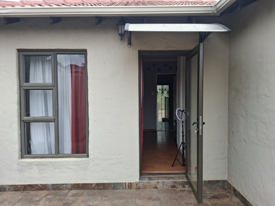 4 Bedroom Property for Sale in Glen Erasmia Gauteng