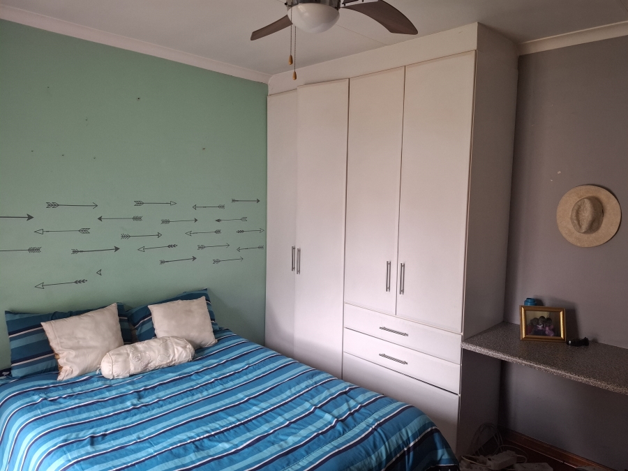 4 Bedroom Property for Sale in Glen Erasmia Gauteng