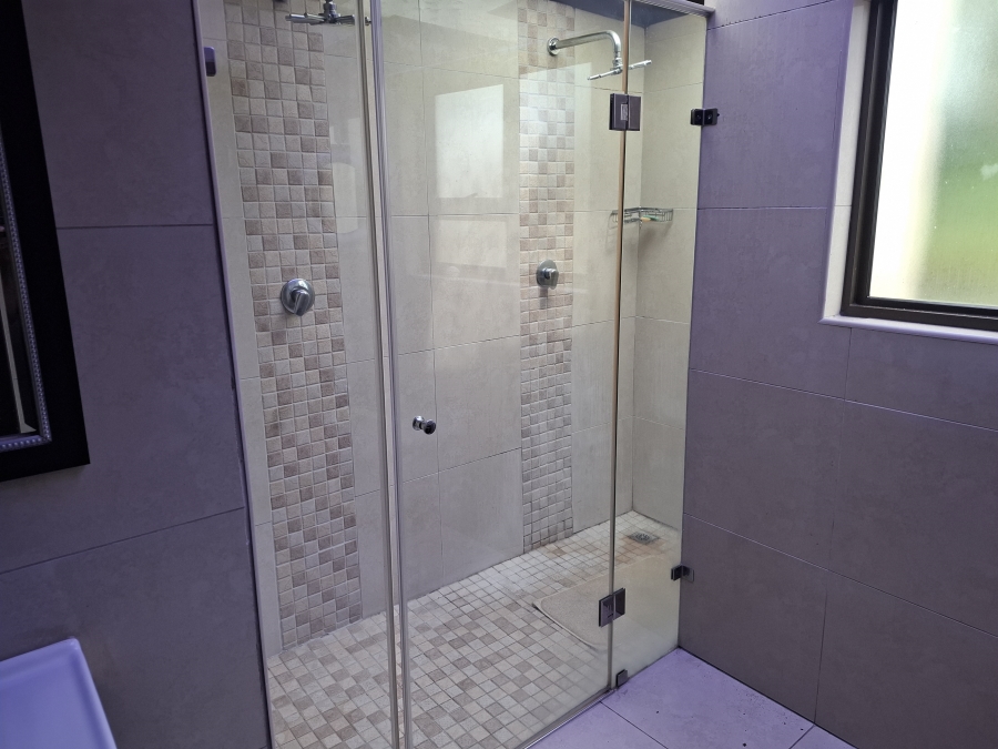 4 Bedroom Property for Sale in Glen Erasmia Gauteng