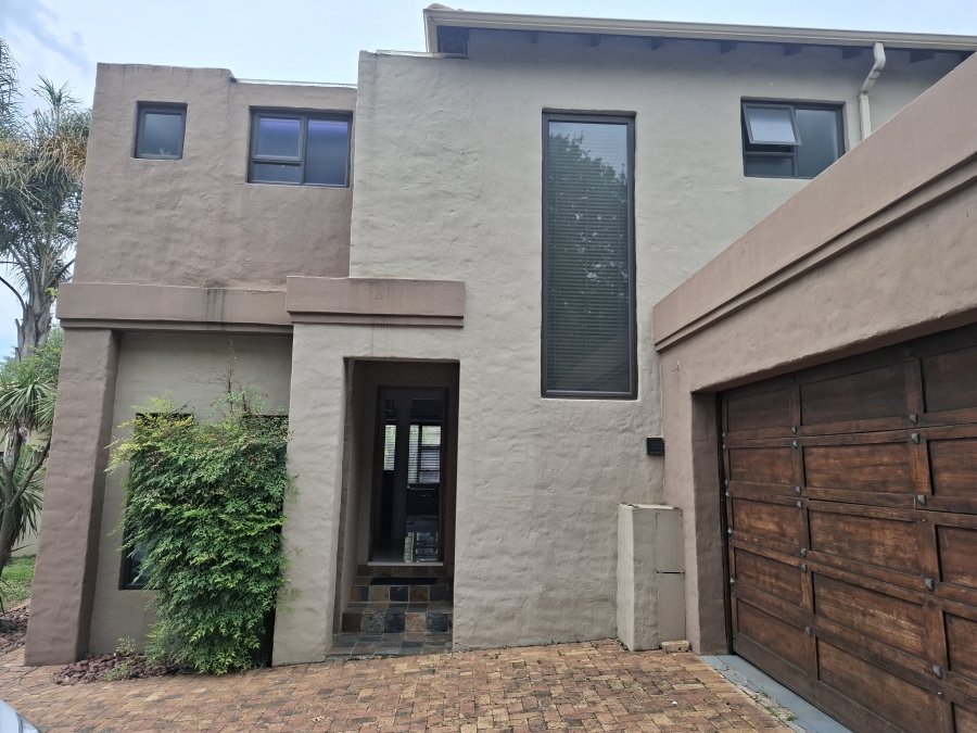 4 Bedroom Property for Sale in Glen Erasmia Gauteng