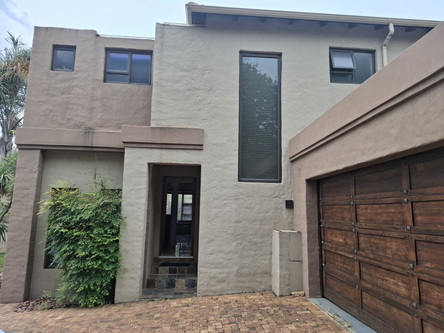 4 Bedroom Property for Sale in Glen Erasmia Gauteng