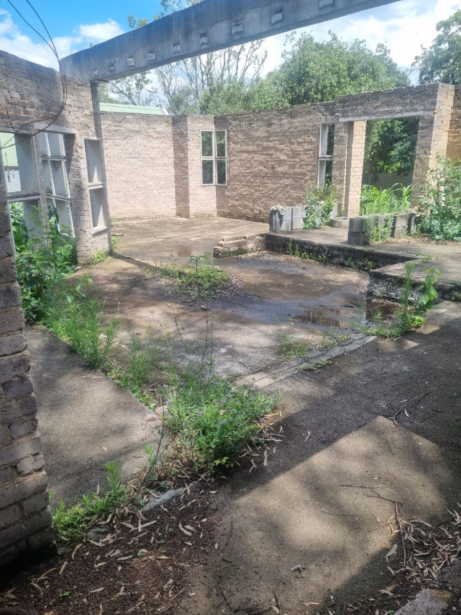 0 Bedroom Property for Sale in Maroeladal Gauteng