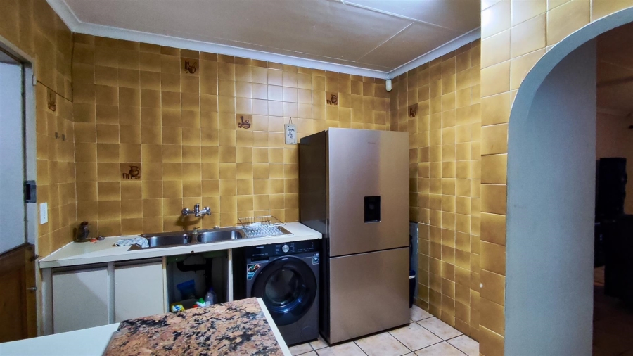 4 Bedroom Property for Sale in Edleen Gauteng